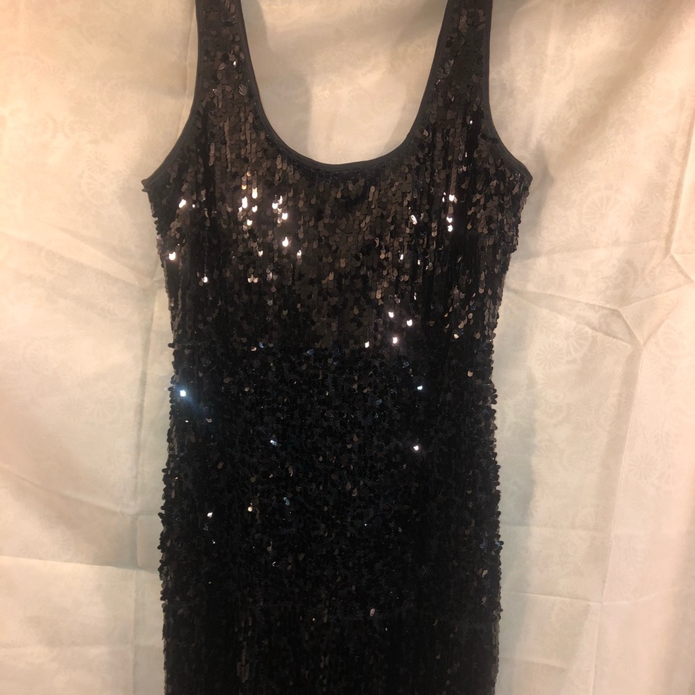 Elegant JS Boutique black sequin dress